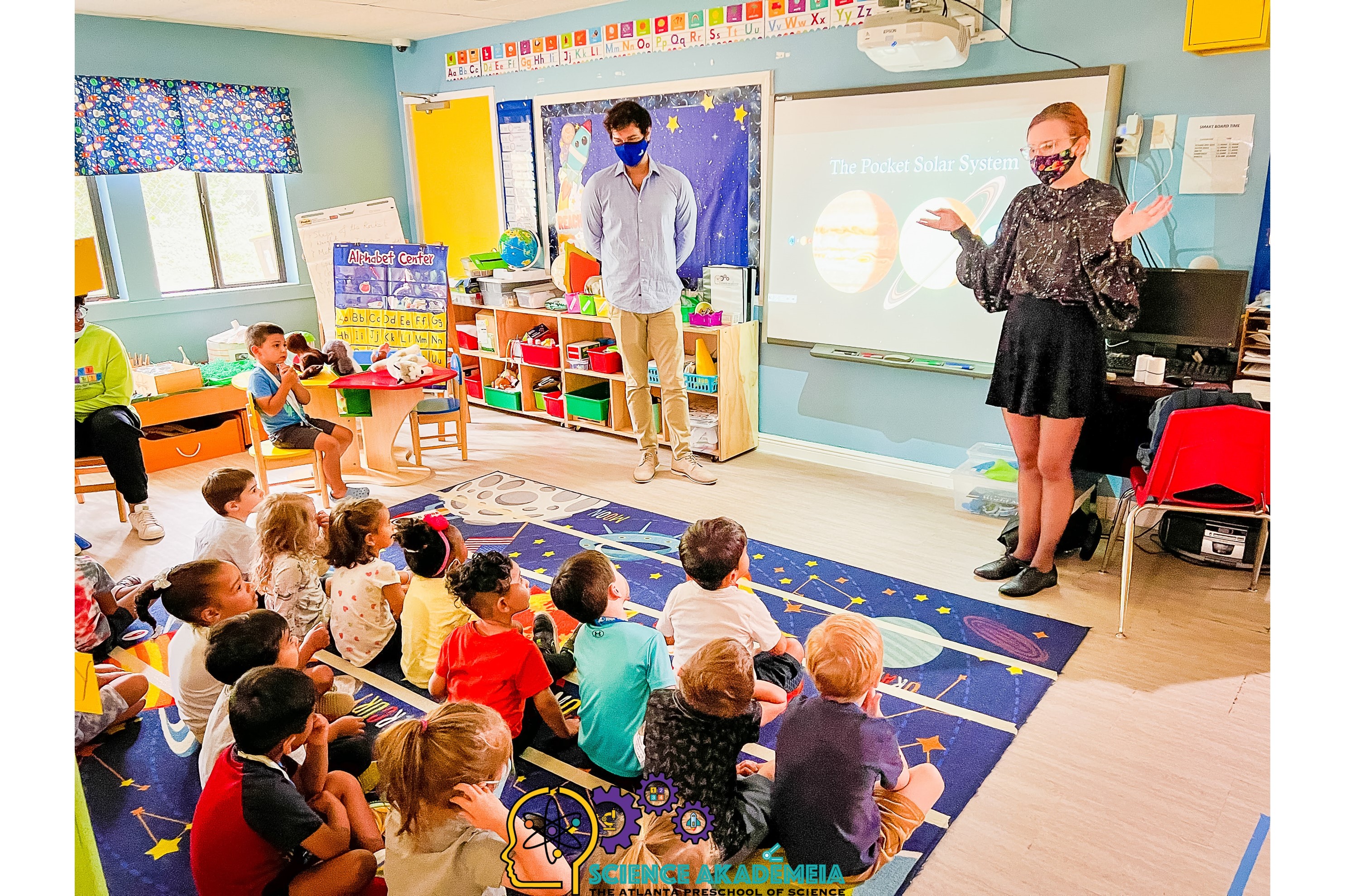 Outreach at the Science Akademeia summer school.
